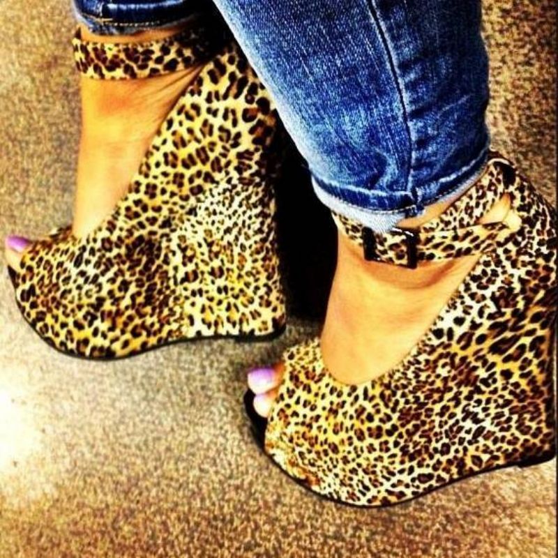 Σανδάλια Peep-Toe Wedge Με Leopard Print