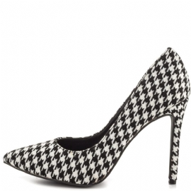 Houndstooth Point Toe Pumps