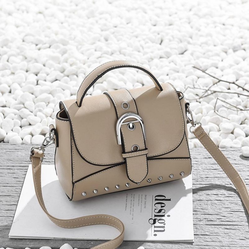 Τσάντες Pu Rivet Plain Flap Crossbody