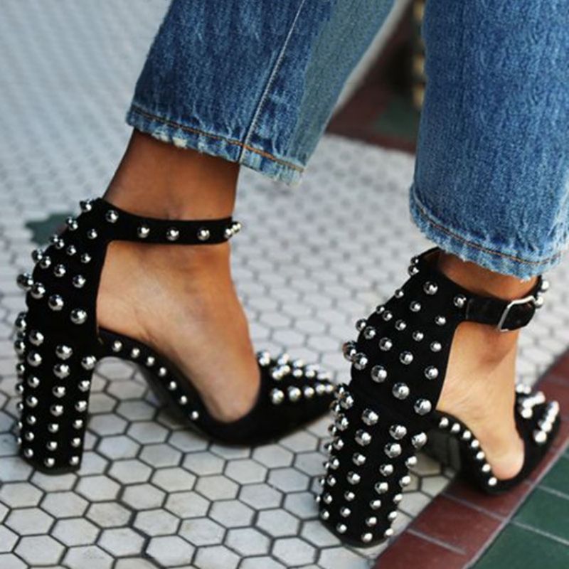 Rivet Chunky Heel Point Toe Pumps